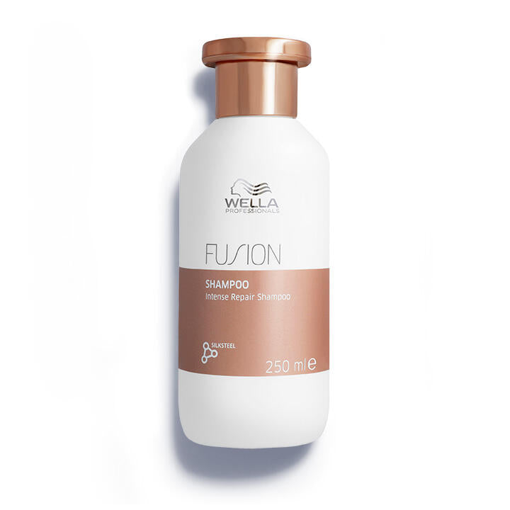 Wella Fusion Shampoo 250 ml -hellävarainen shampoo vaurioituneille hiuksille